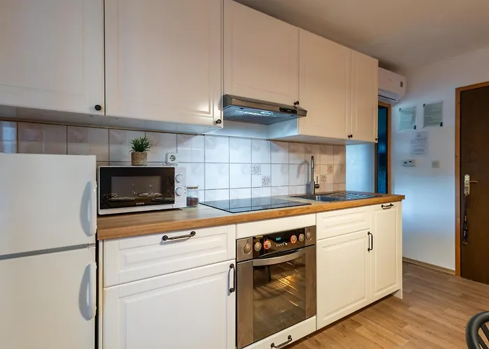 アパート Orel モジリェ